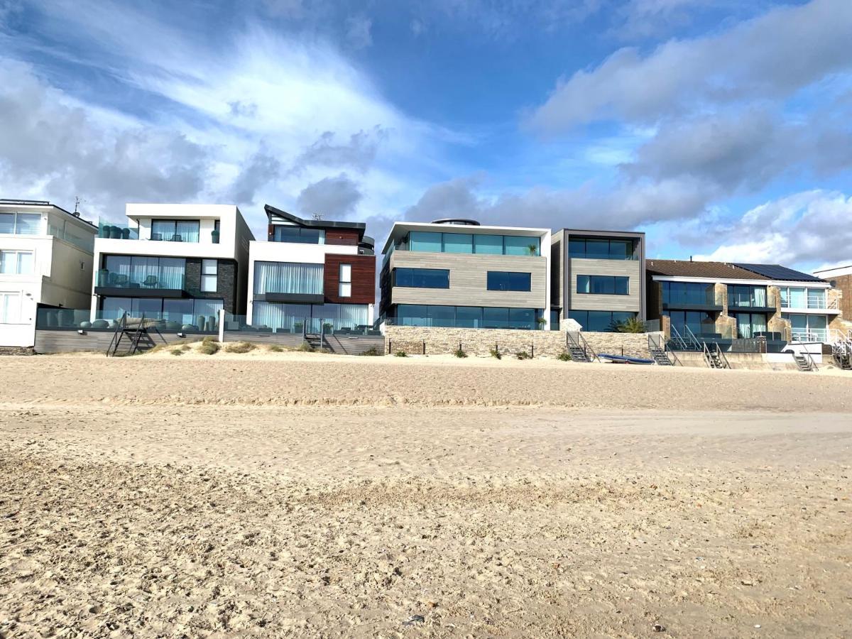 Top Floor Sandbanks Apartment With Free Parking Just Minutes From The Beach And Bars Canford Cliffs 外观 照片